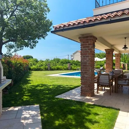 Villa Luxury Nika *