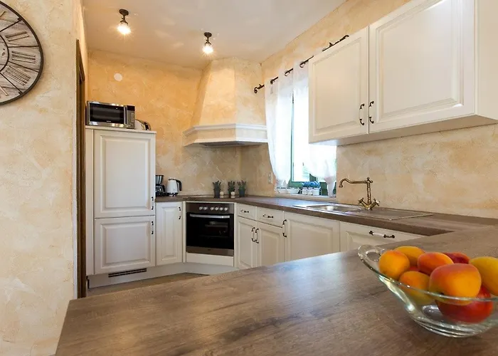 Luxury Nika فيلة