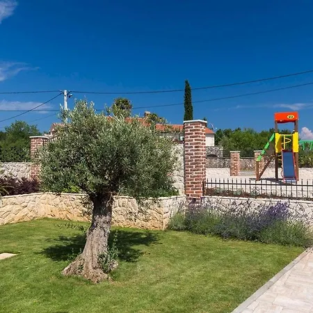 Luxury Nika * Dobrinj