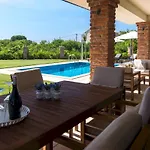 Villa Luxury Nika *